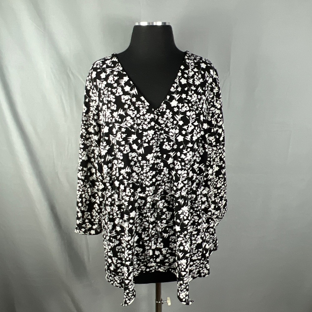 Lane Bryant Peplum Blouse Top Womens 14-16 Black White Floral Bell Sleeve V Neck